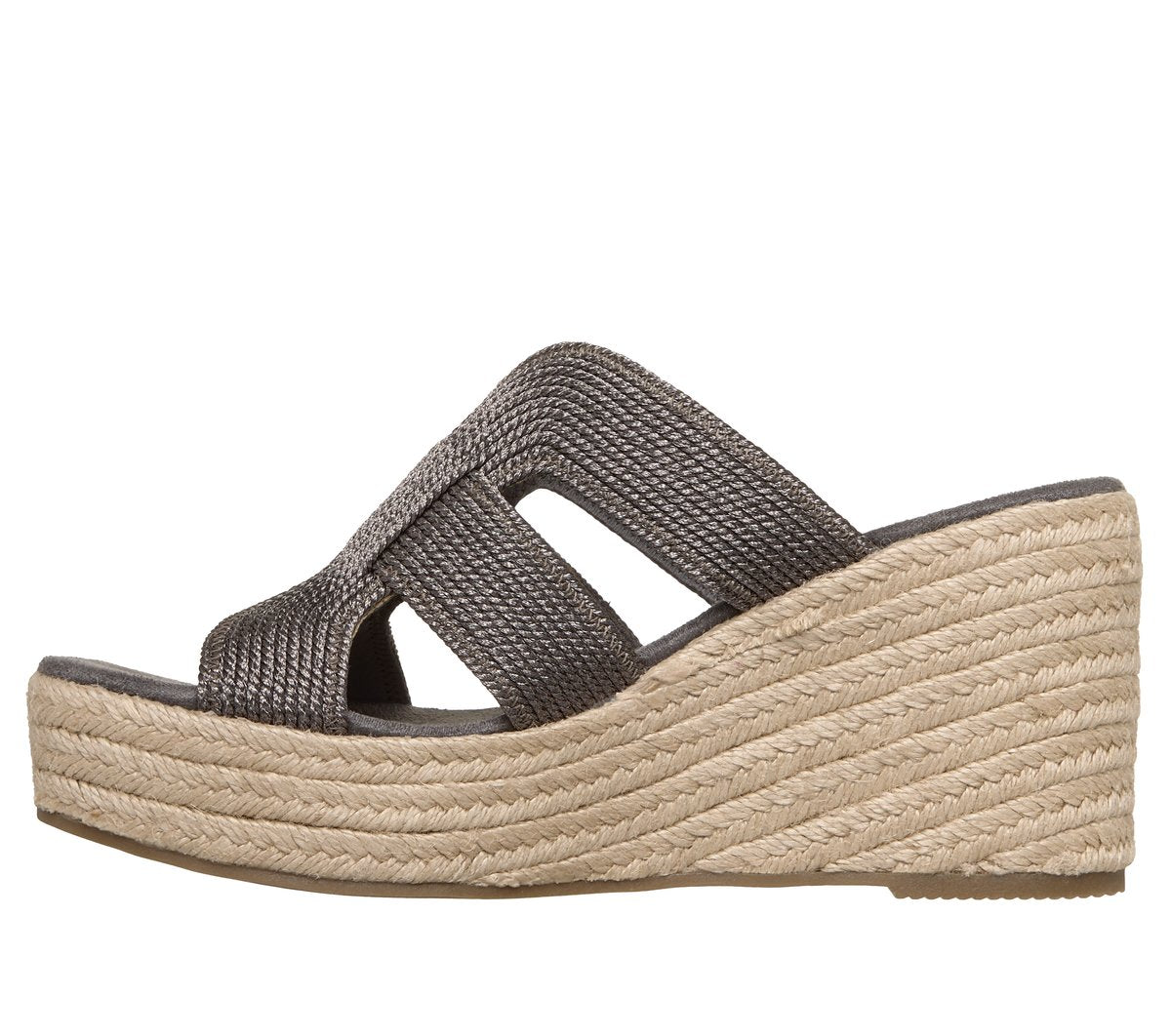 Martha Stewart:Iris - Unstoppable | Skechers near me